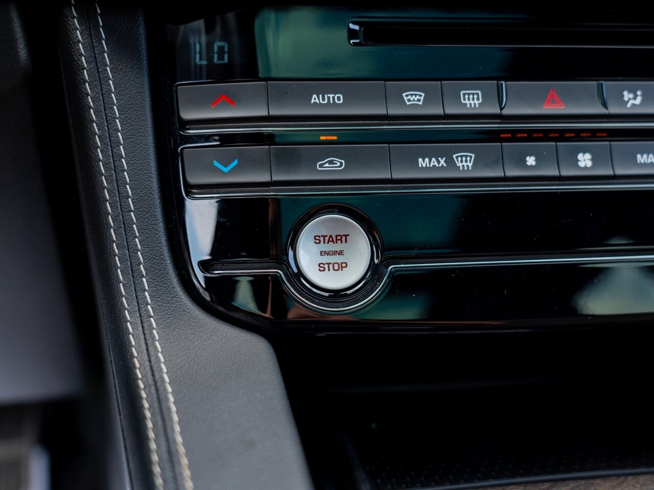 2019 Jaguar F-PACE S - Photo 36 - Washington, MI 48094