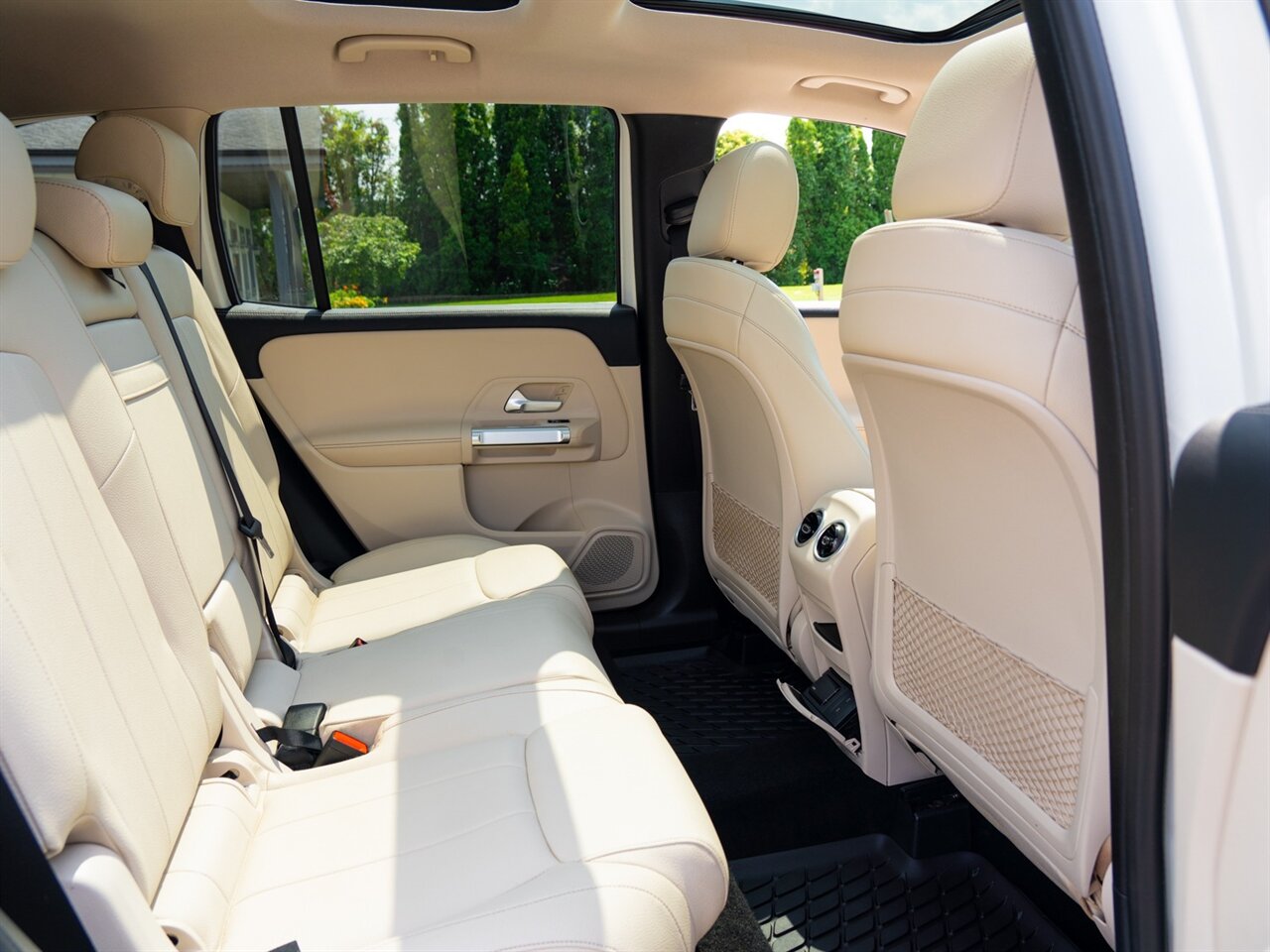 2021 Mercedes-Benz GLB GLB 250 4MATIC   - Photo 21 - Washington, MI 48094
