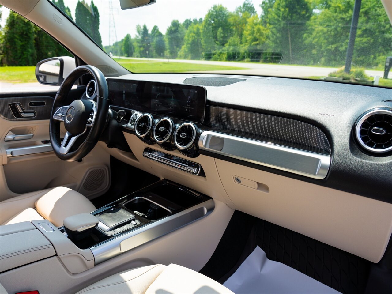 2021 Mercedes-Benz GLB GLB 250 4MATIC   - Photo 19 - Washington, MI 48094