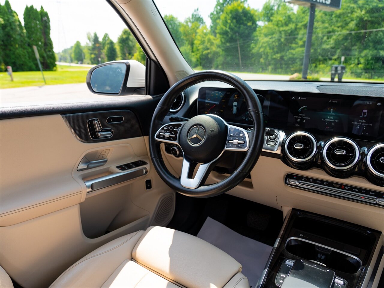 2021 Mercedes-Benz GLB GLB 250 4MATIC   - Photo 25 - Washington, MI 48094