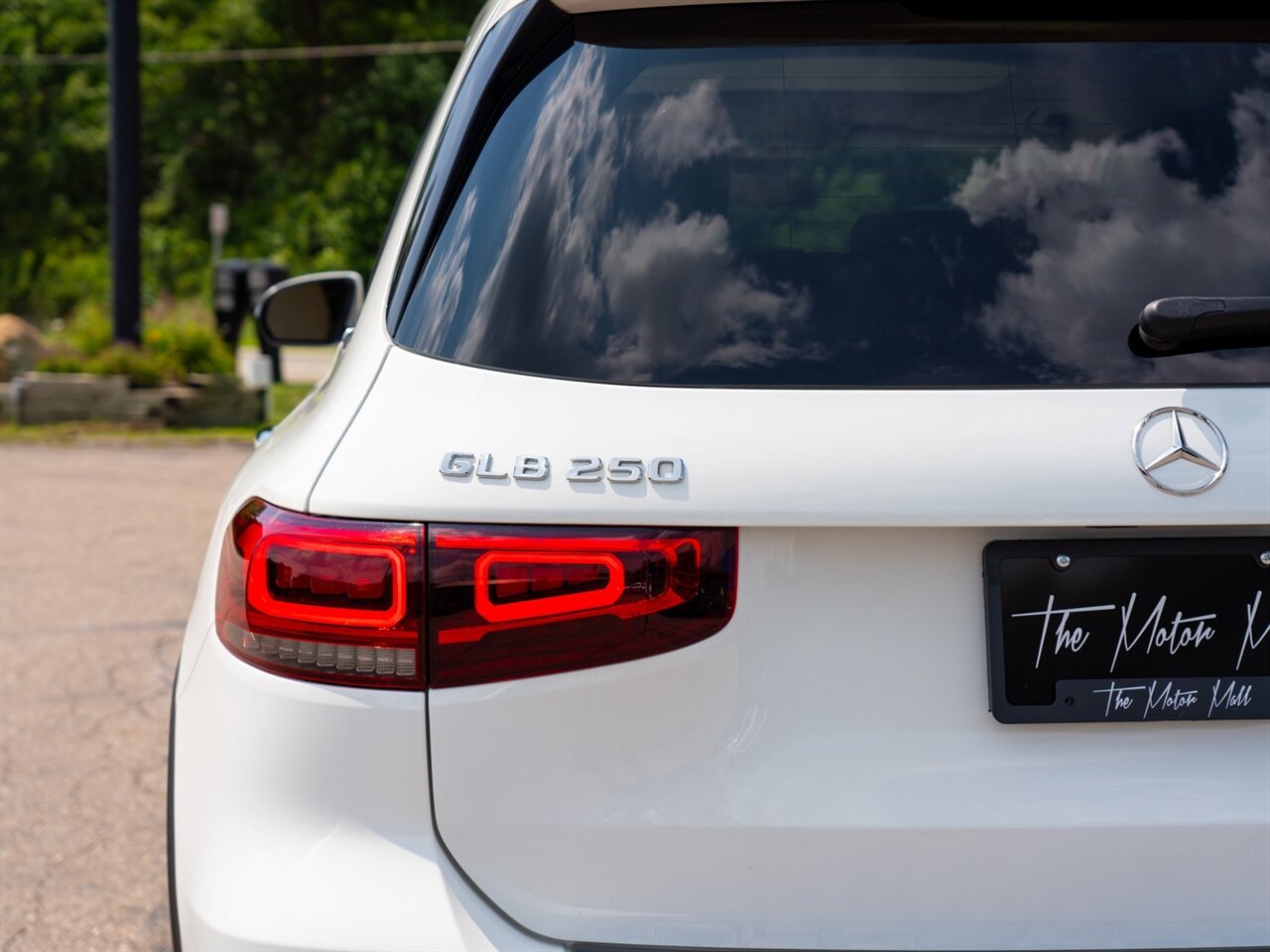 2021 Mercedes-Benz GLB GLB 250 4MATIC   - Photo 10 - Washington, MI 48094