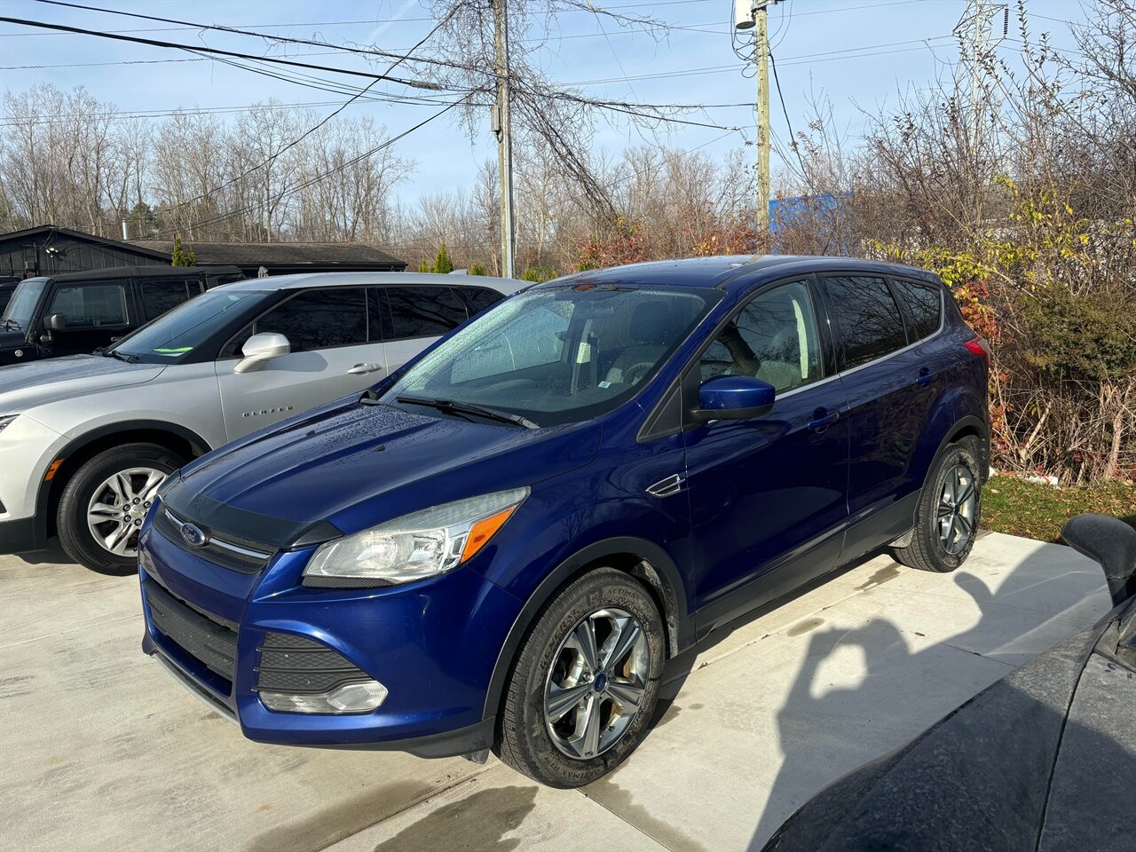 2016 Ford Escape SE   - Photo 2 - Washington, MI 48094