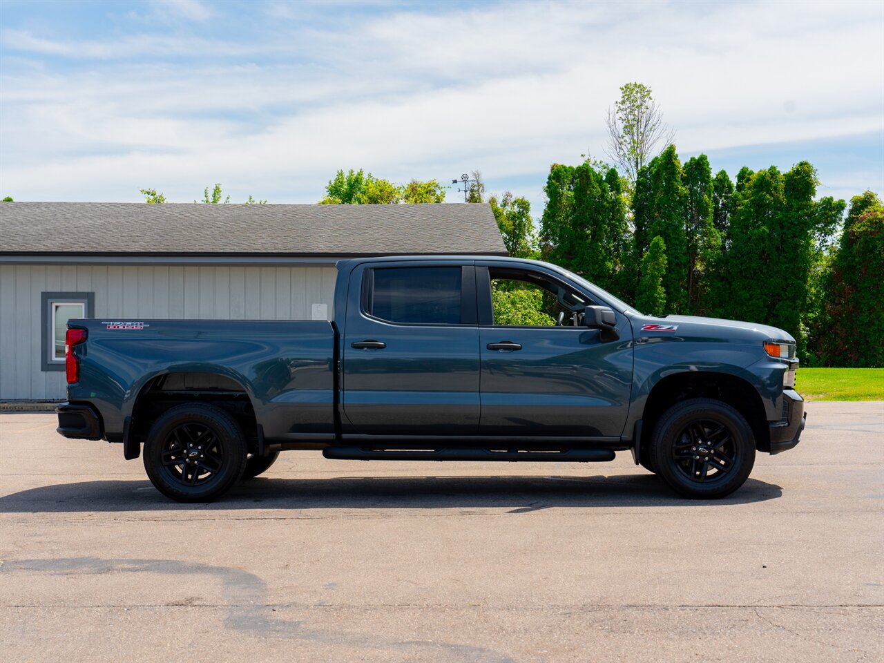 2020 Chevrolet Silverado 1500 Custom Trail Boss   - Photo 4 - Washington, MI 48094