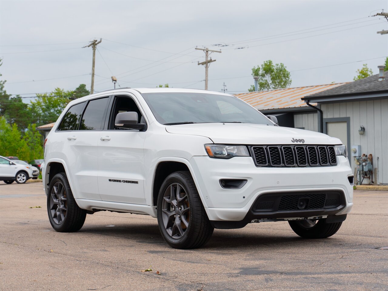 2021 Jeep Grand Cherokee 80th Anniversary Edition   - Photo 3 - Washington, MI 48094