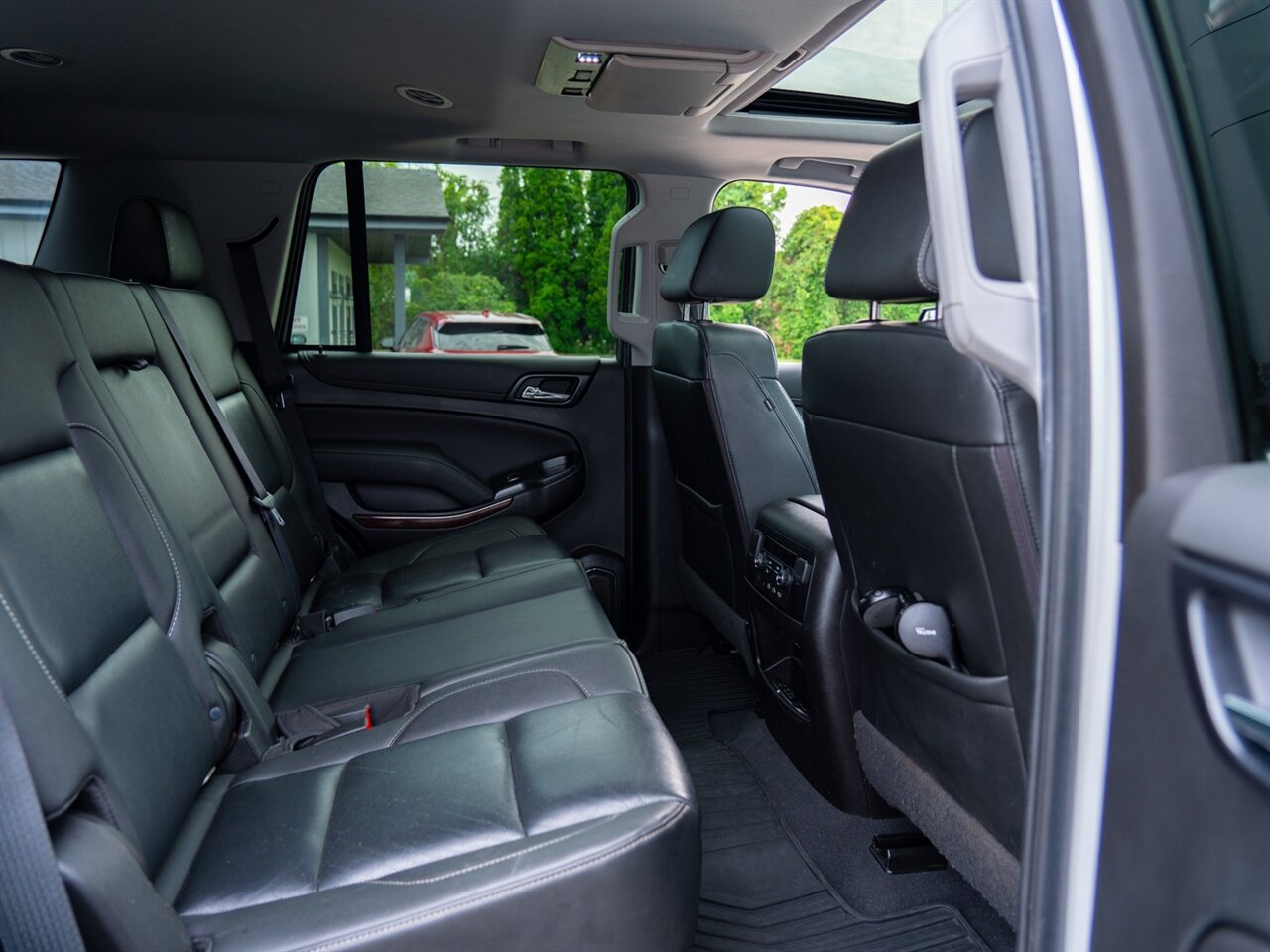 2019 GMC Yukon SLT   - Photo 24 - Washington, MI 48094