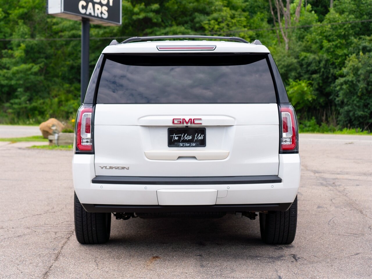2019 GMC Yukon SLT   - Photo 6 - Washington, MI 48094