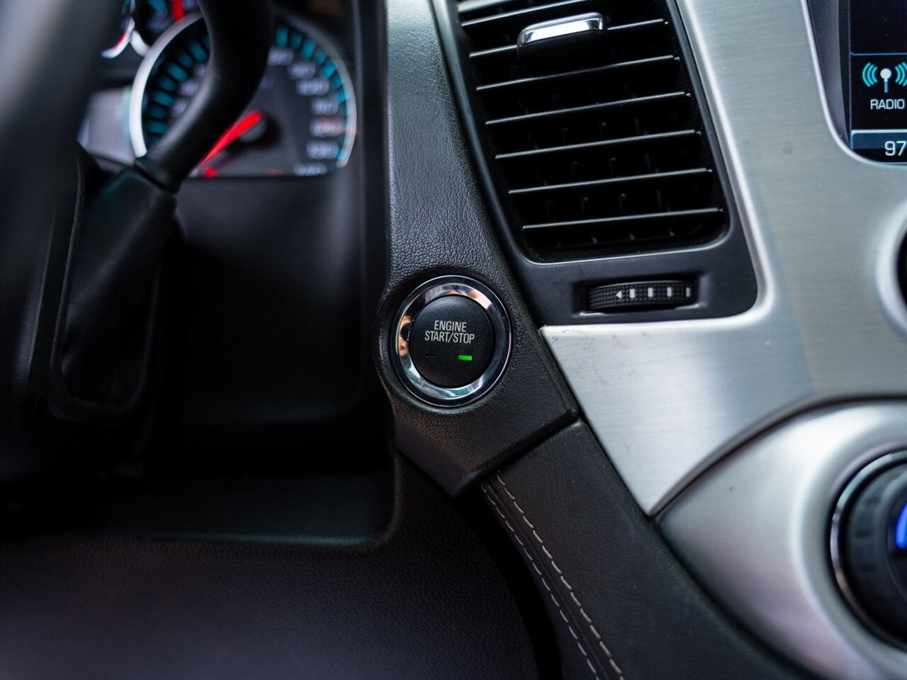 2019 GMC Yukon SLT   - Photo 42 - Washington, MI 48094