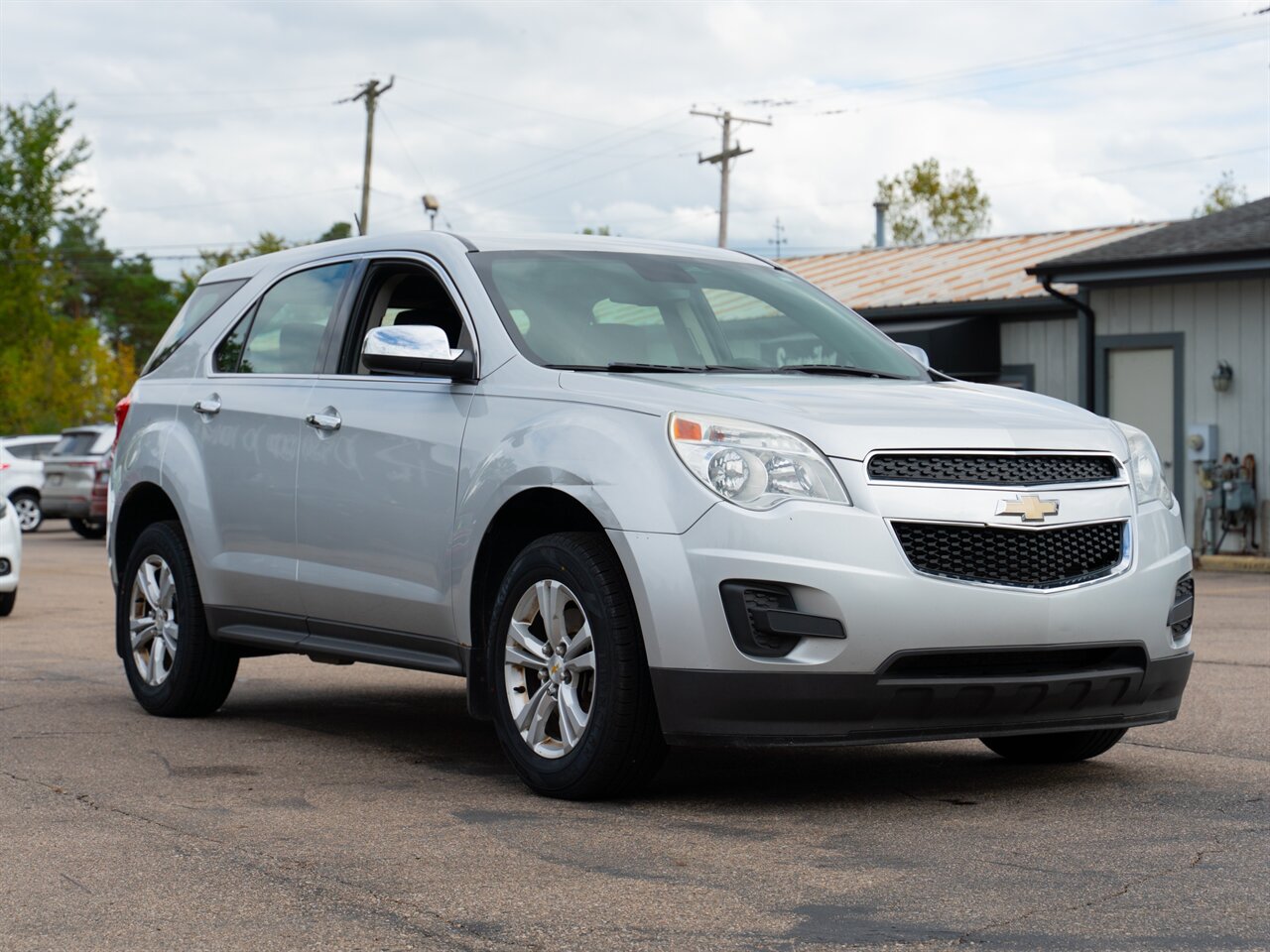 2013 Chevrolet Equinox LS   - Photo 3 - Washington, MI 48094