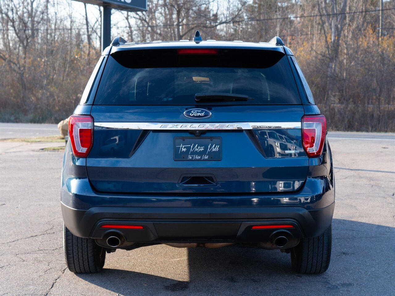 2017 Ford Explorer   - Photo 6 - Washington, MI 48094