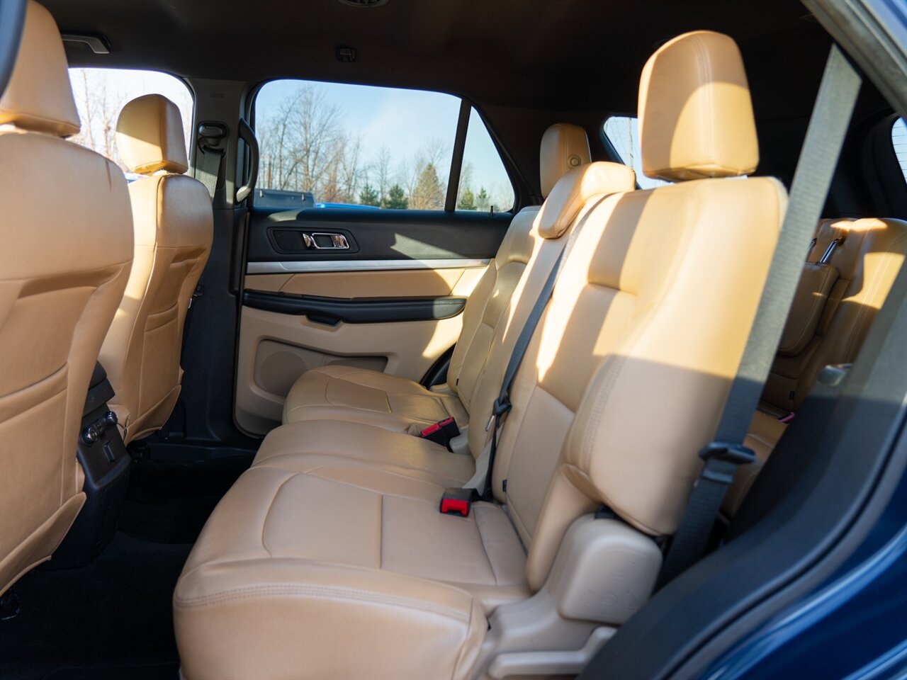 2017 Ford Explorer   - Photo 20 - Washington, MI 48094