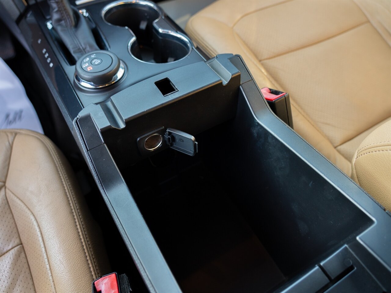 2017 Ford Explorer   - Photo 37 - Washington, MI 48094