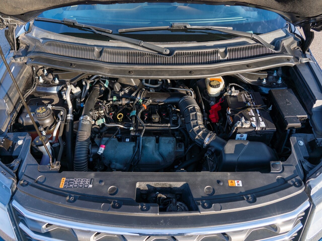 2017 Ford Explorer   - Photo 11 - Washington, MI 48094