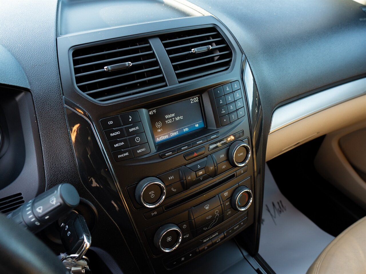 2017 Ford Explorer   - Photo 33 - Washington, MI 48094