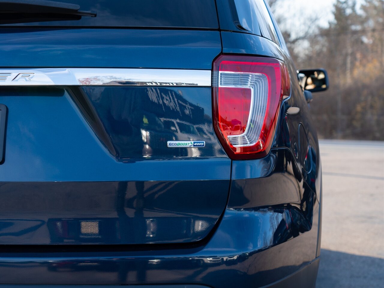 2017 Ford Explorer   - Photo 10 - Washington, MI 48094