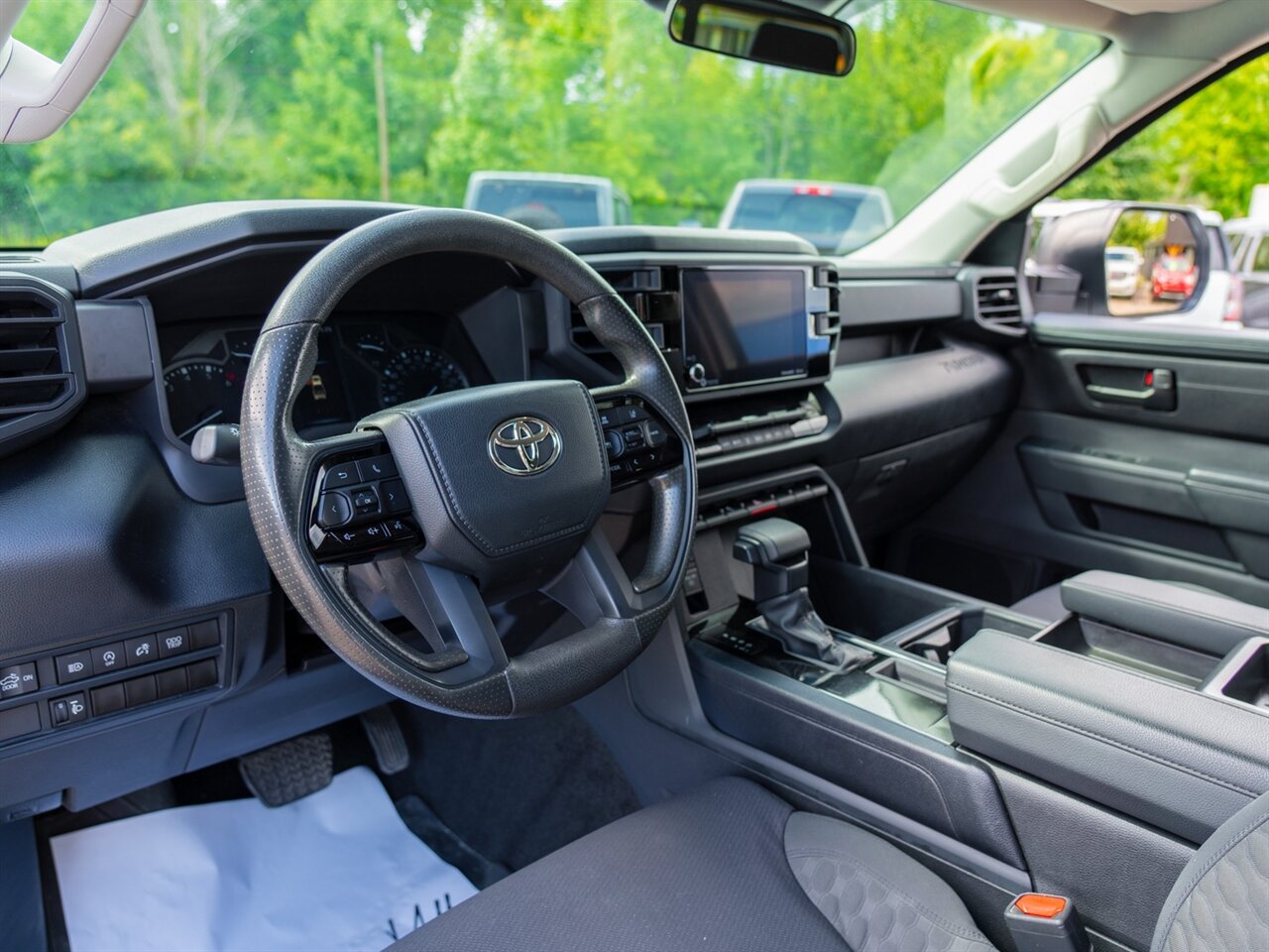 2022 Toyota Tundra SR - Photo 15 - Washington, MI 48094