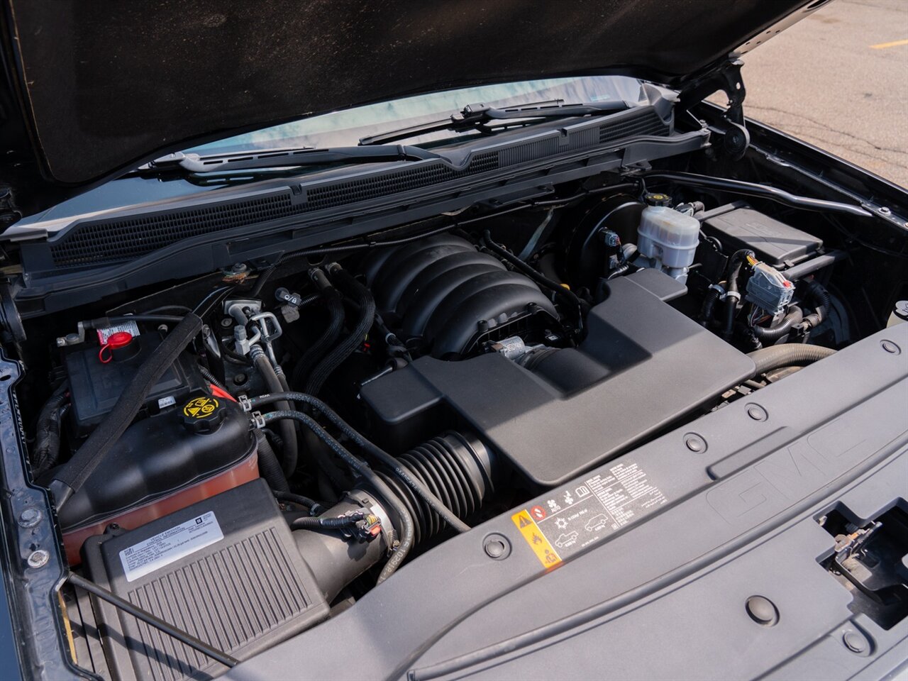 2018 GMC Sierra 1500 SLT - Photo 15 - Washington, MI 48094
