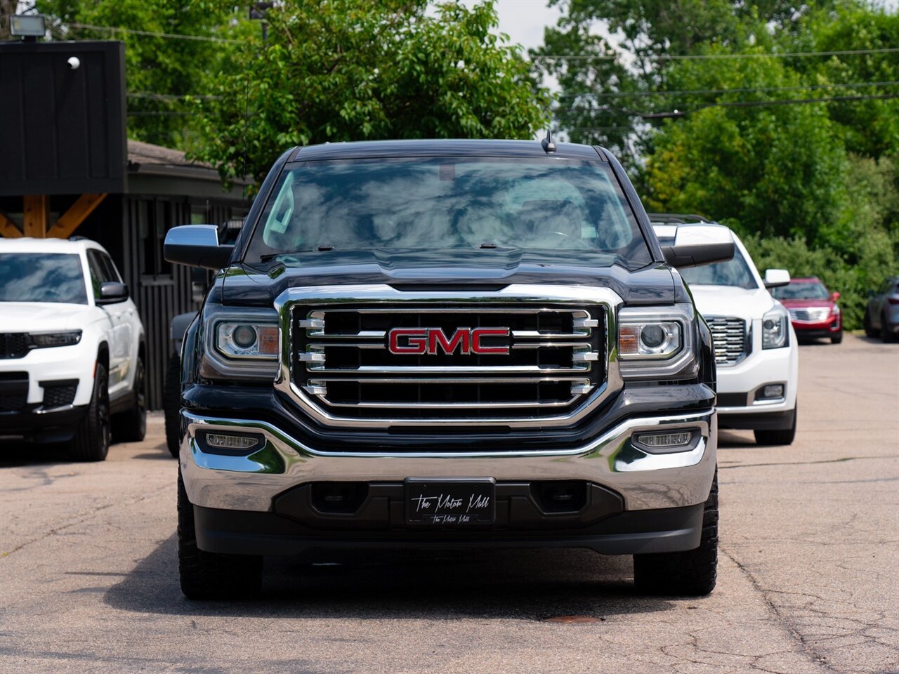 2018 GMC Sierra 1500 SLT - Photo 2 - Washington, MI 48094