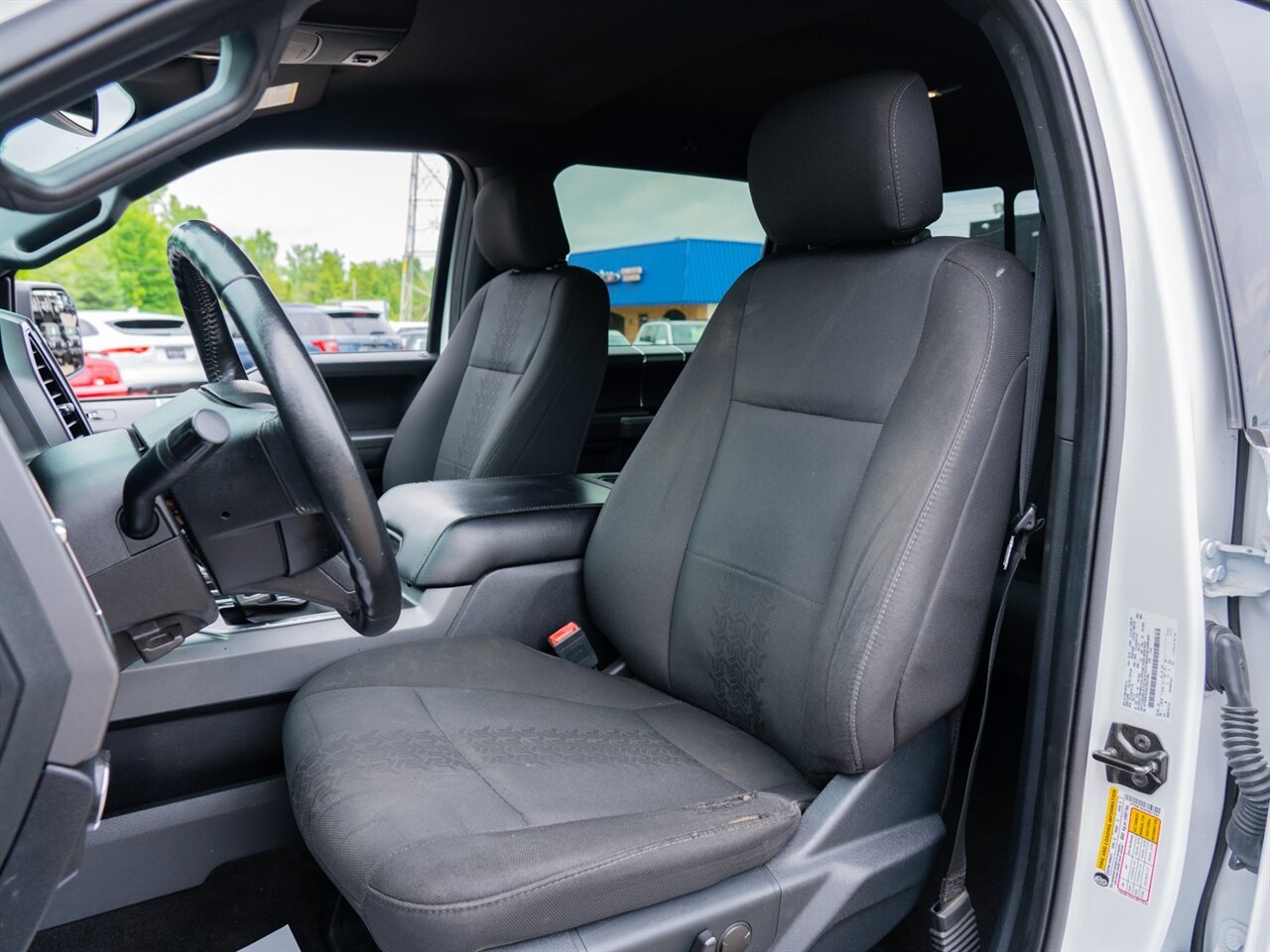 2020 Ford F-150 XLT   - Photo 19 - Washington, MI 48094