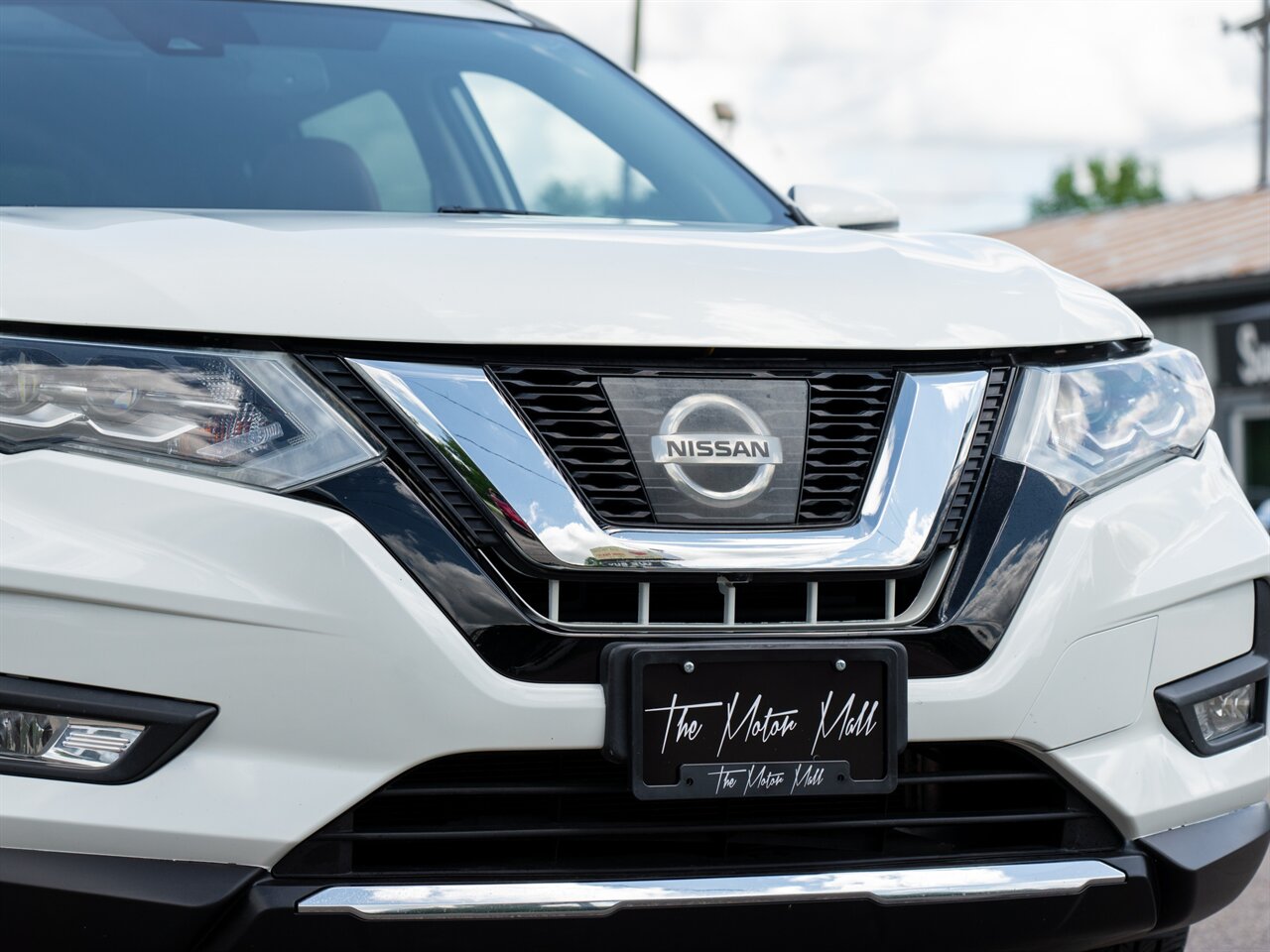 2017 Nissan Rogue SL photo 9