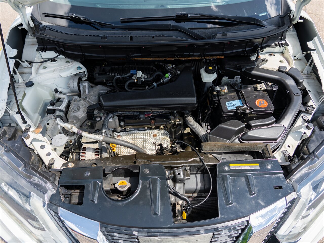 2017 Nissan Rogue SL photo 12