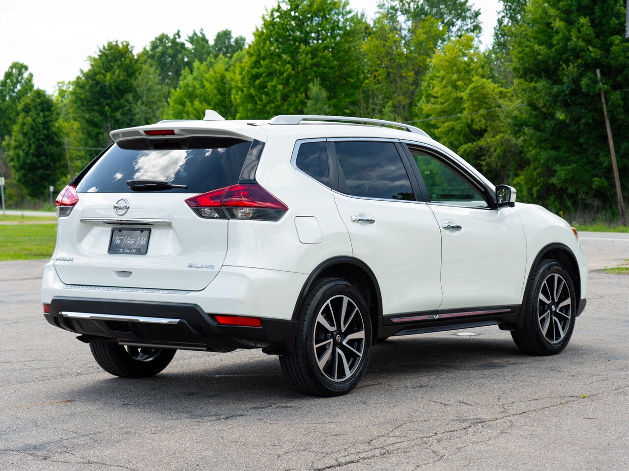 2017 Nissan Rogue SL photo 5