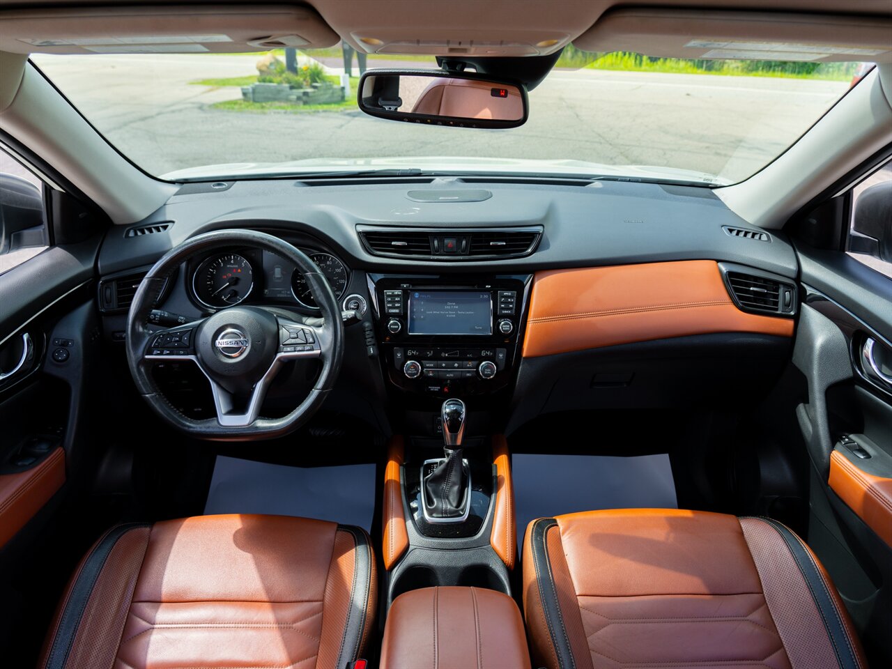 2017 Nissan Rogue SL photo 22