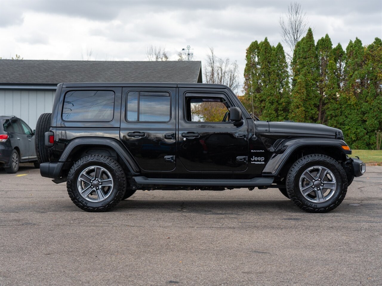 2020 Jeep Wrangler Unlimited Sahara   - Photo 4 - Washington, MI 48094