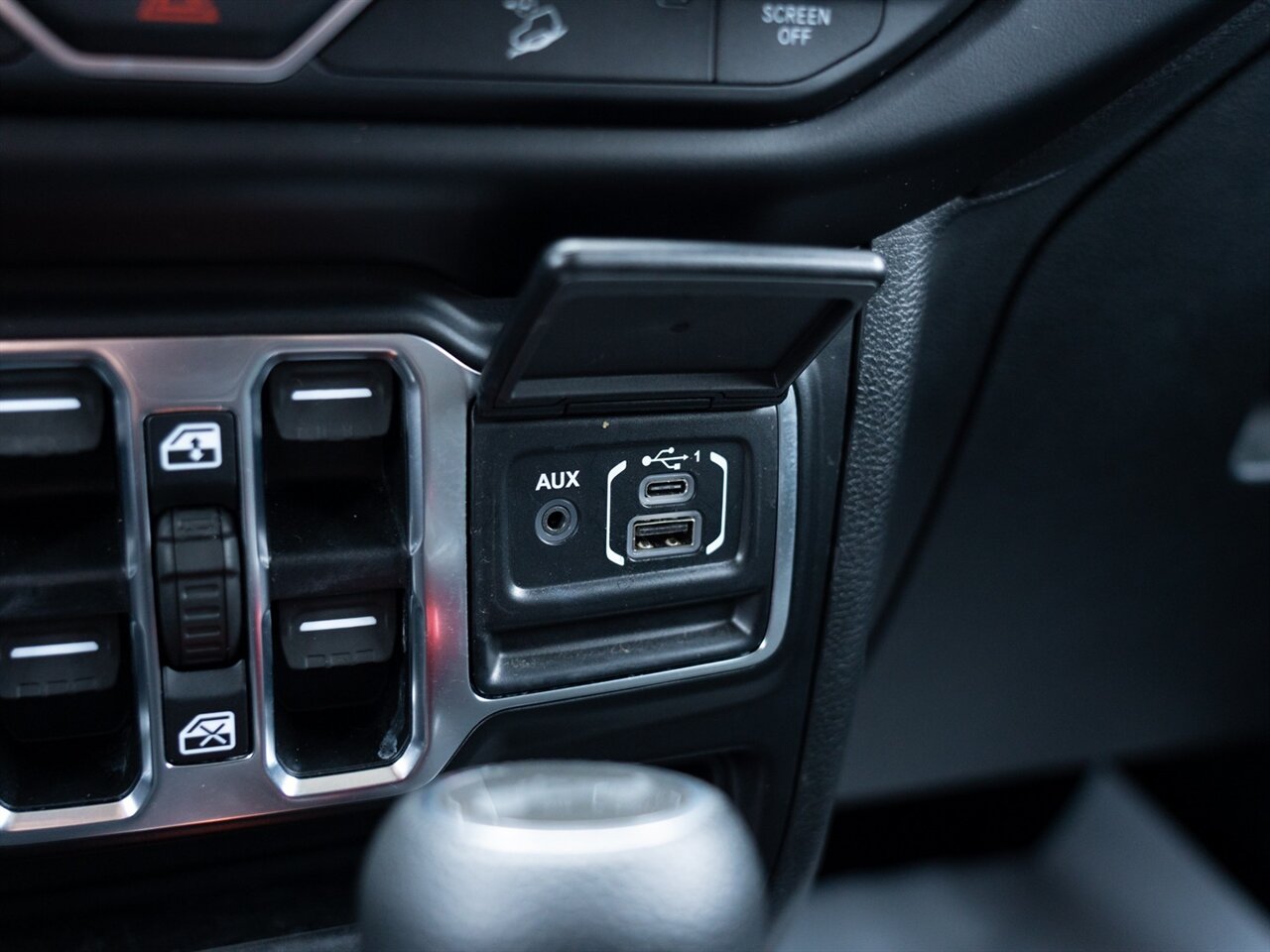 2020 Jeep Wrangler Unlimited Sahara   - Photo 45 - Washington, MI 48094