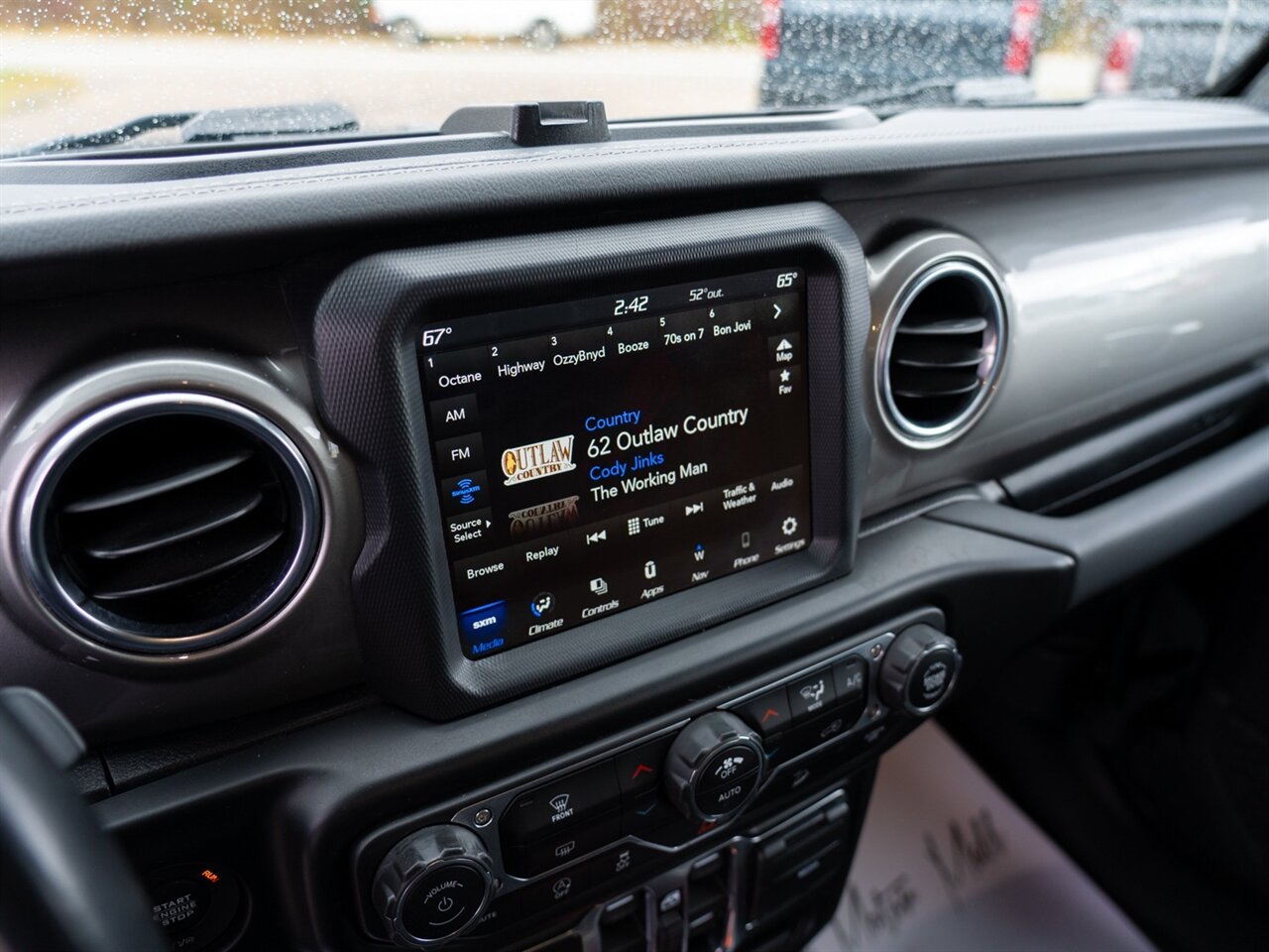 2020 Jeep Wrangler Unlimited Sahara   - Photo 32 - Washington, MI 48094