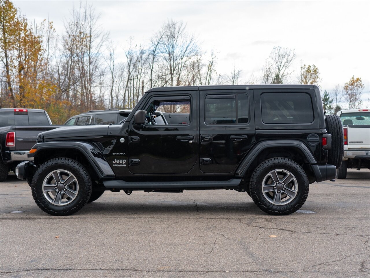 2020 Jeep Wrangler Unlimited Sahara   - Photo 8 - Washington, MI 48094