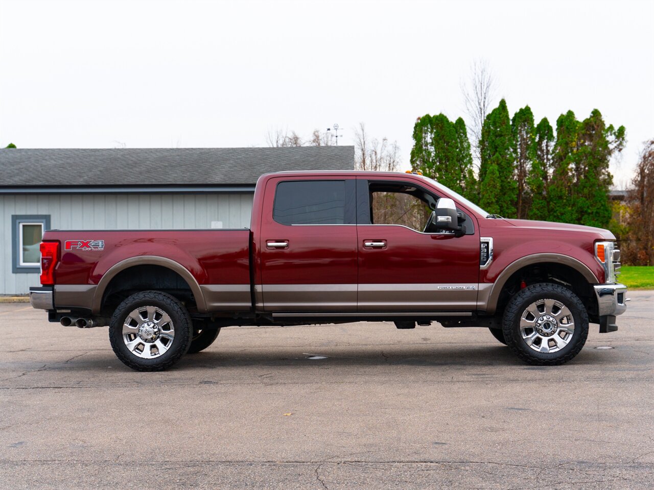 2017 Ford F-350 Super Duty King Ranch   - Photo 4 - Washington, MI 48094