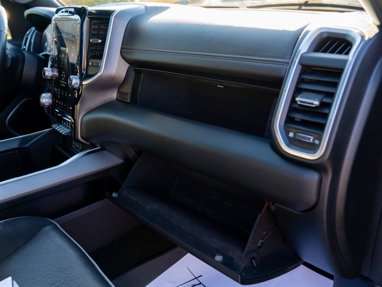 2021 RAM 1500 Laramie   - Photo 37 - Washington, MI 48094