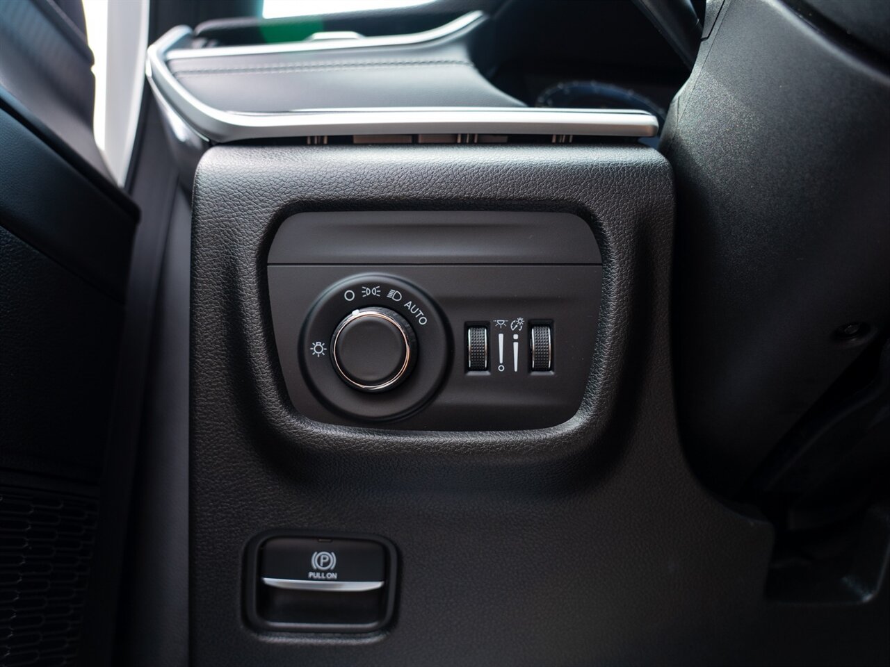 2023 Jeep Grand Cherokee L Altitude   - Photo 38 - Washington, MI 48094