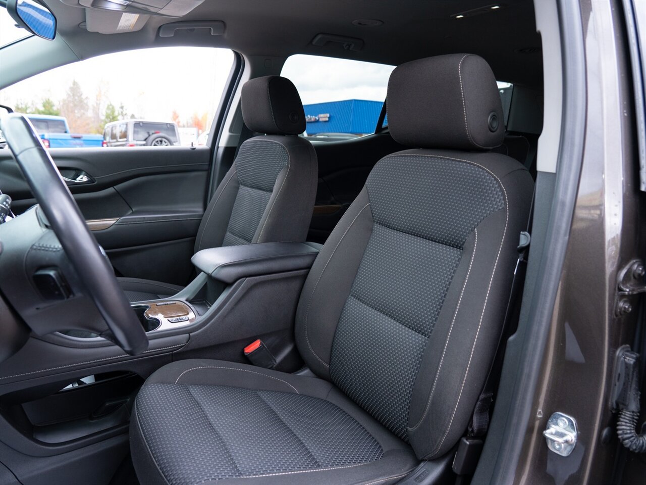 2020 GMC Acadia SLE - Photo 18 - Washington, MI 48094