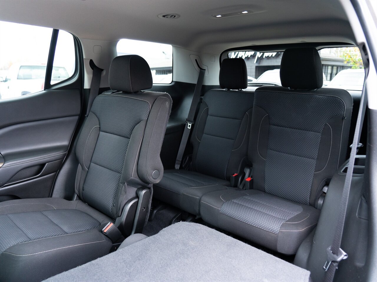 2020 GMC Acadia SLE - Photo 24 - Washington, MI 48094