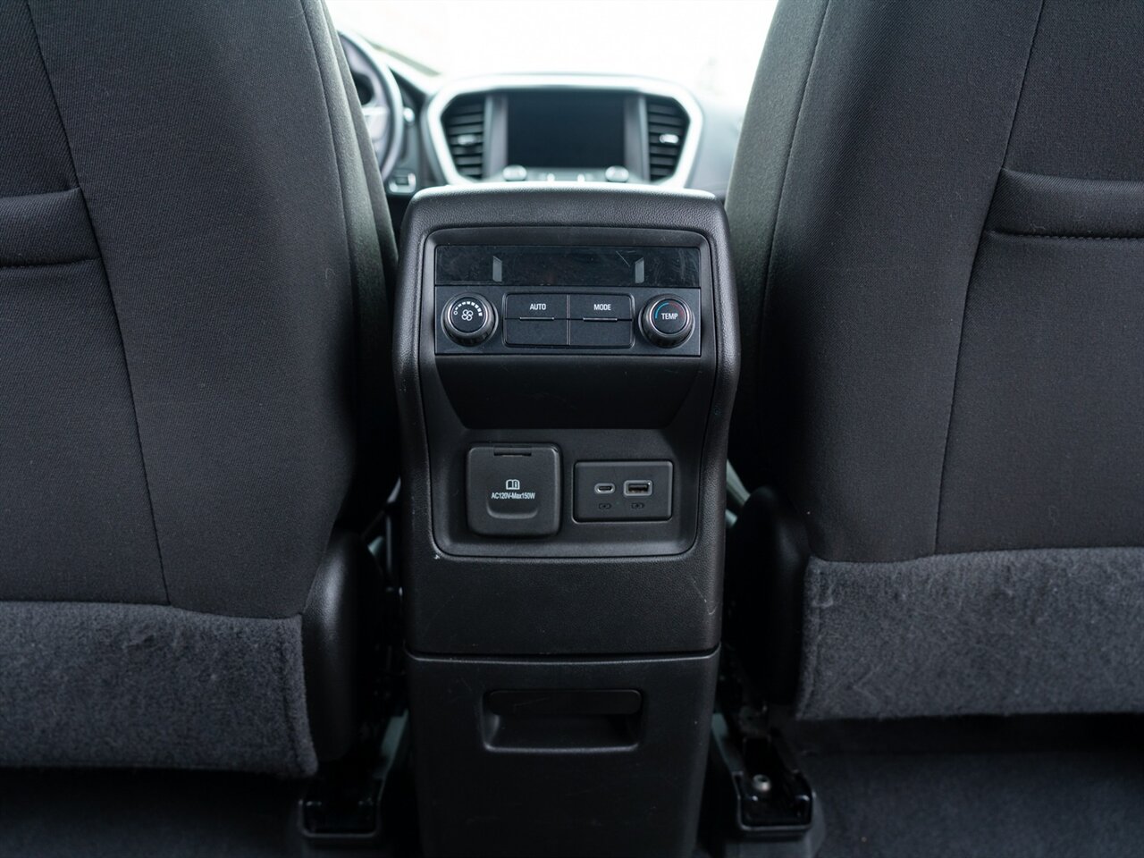 2020 GMC Acadia SLE - Photo 26 - Washington, MI 48094