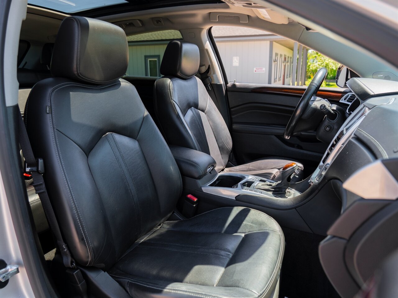 2015 Cadillac SRX Luxury Collection - Photo 17 - Washington, MI 48094