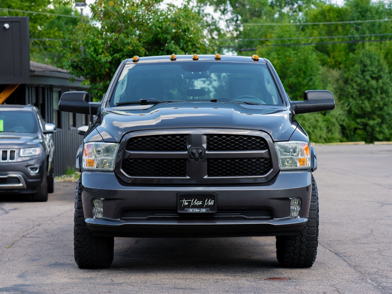 2015 RAM 1500 Express   - Photo 2 - Washington, MI 48094