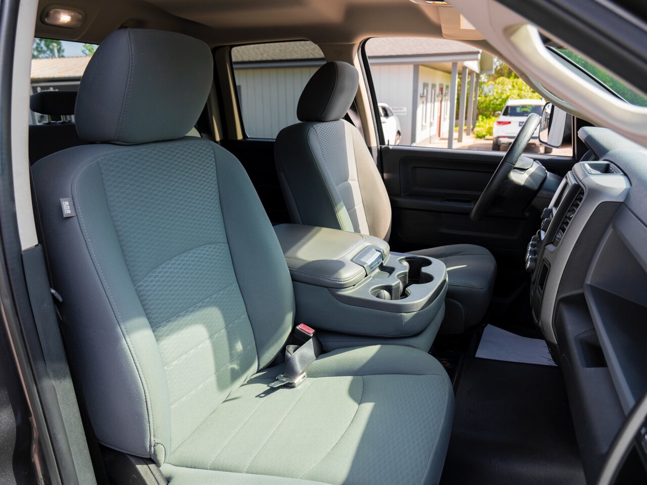 2015 Ram 1500 Express photo 14