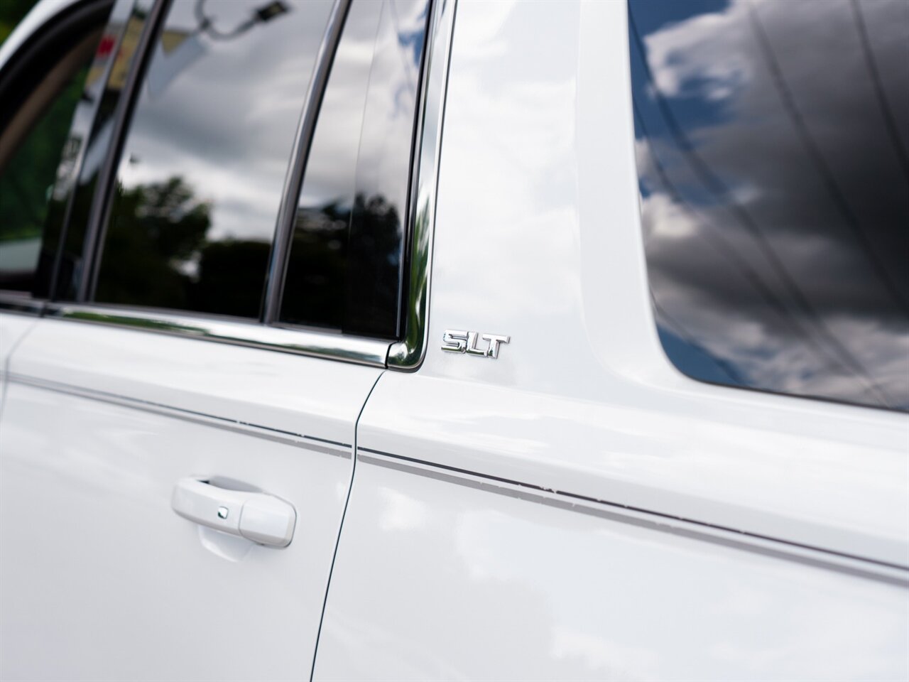 2017 Gmc Yukon SLT photo 11