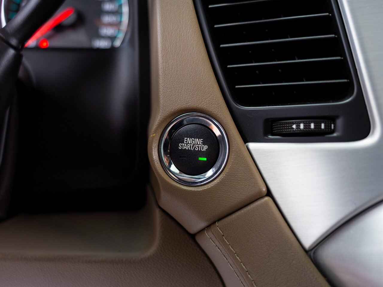 2017 Gmc Yukon SLT photo 41