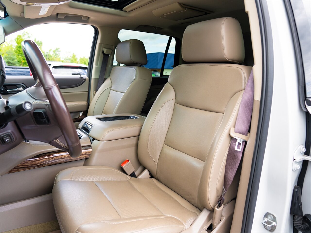 2017 Gmc Yukon SLT photo 19