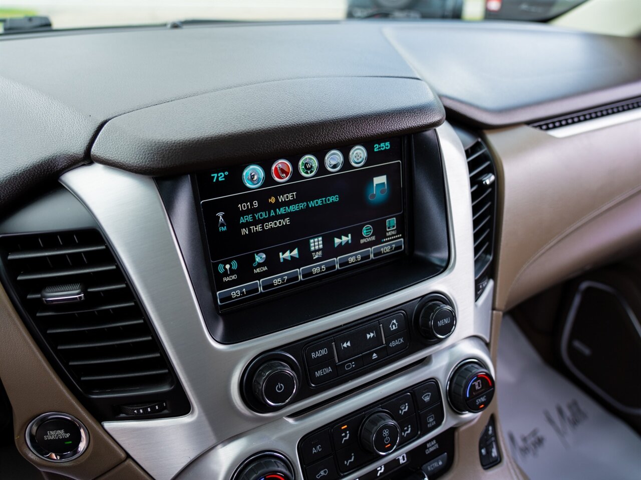 2017 Gmc Yukon SLT photo 39