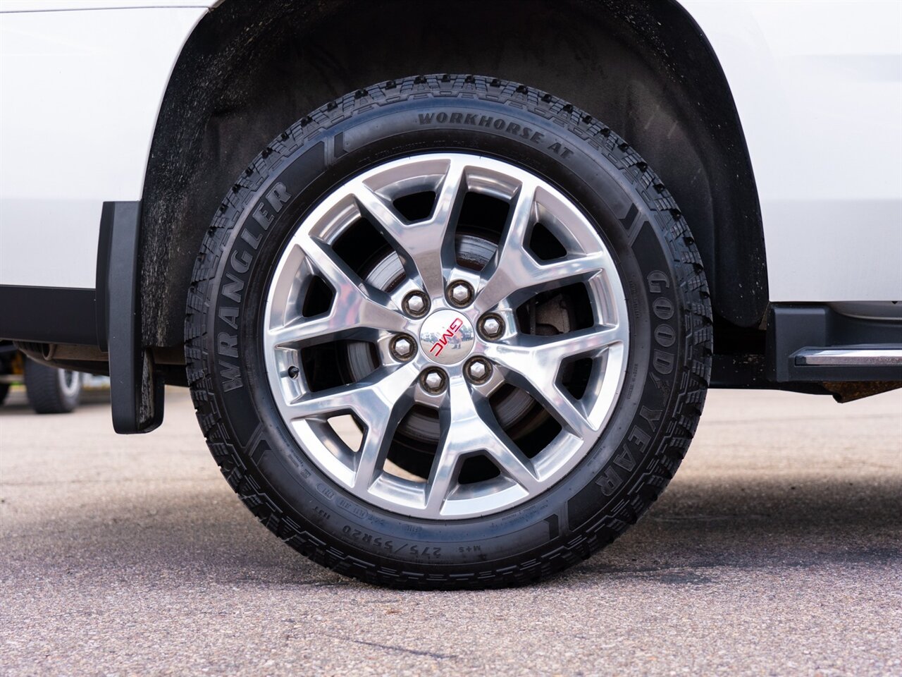 2017 Gmc Yukon SLT photo 52