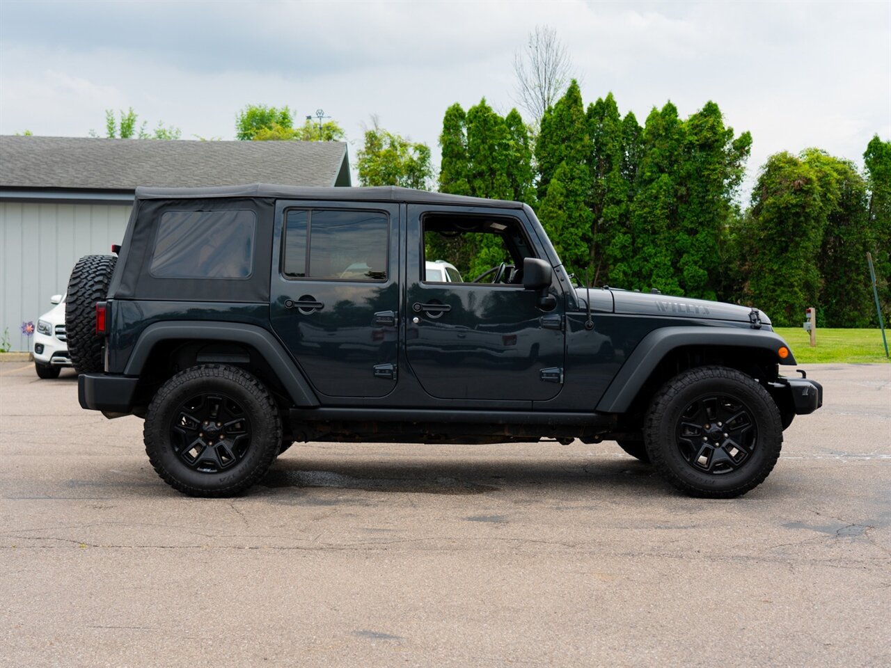 2017 Jeep Wrangler Unlimited Willys Wheeler - Photo 4 - Washington, MI 48094