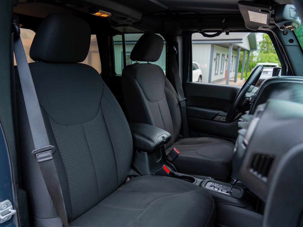 2017 Jeep Wrangler Unlimited Willys Wheeler - Photo 19 - Washington, MI 48094