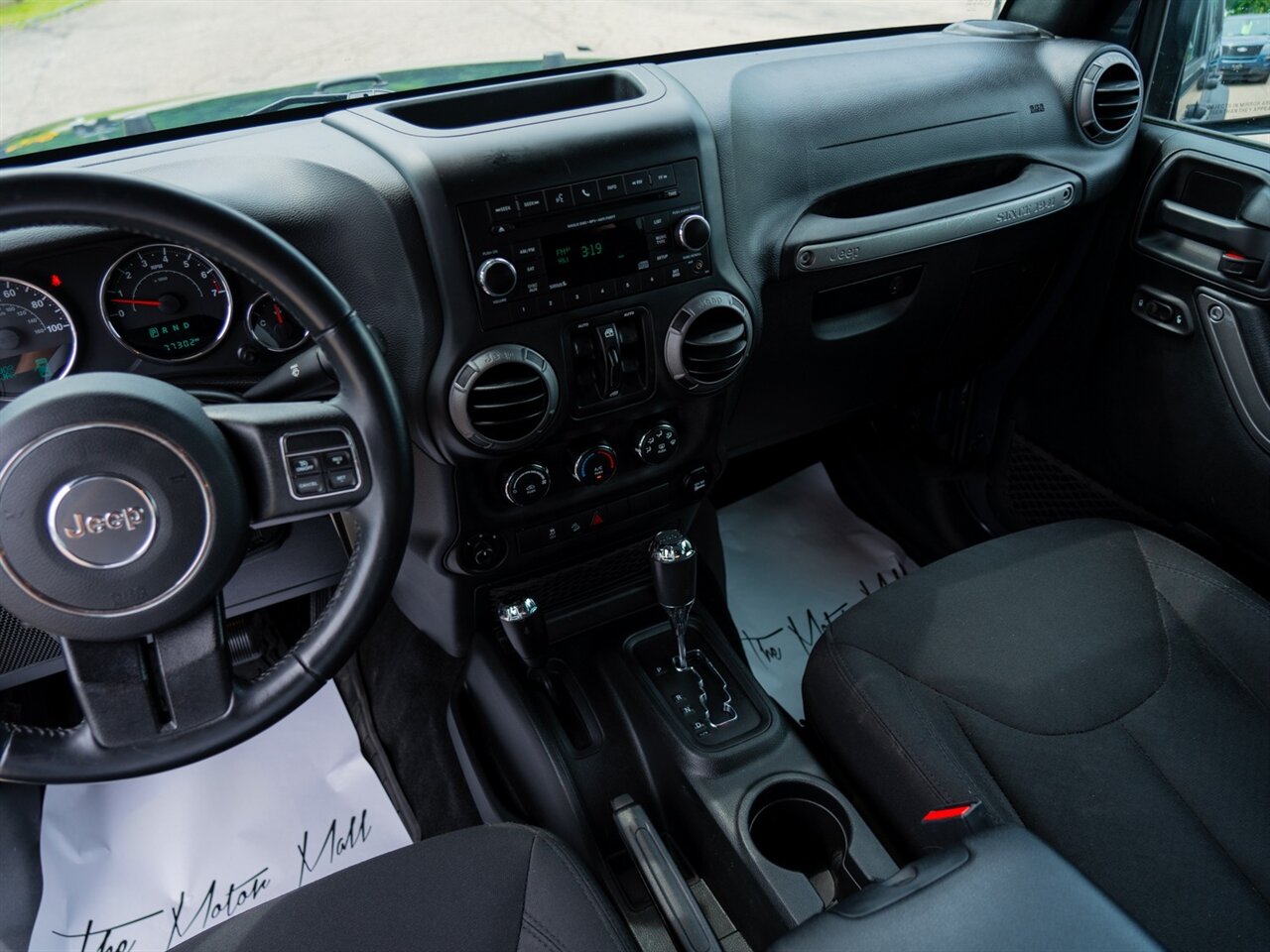 2017 Jeep Wrangler Unlimited Willys Wheeler - Photo 32 - Washington, MI 48094