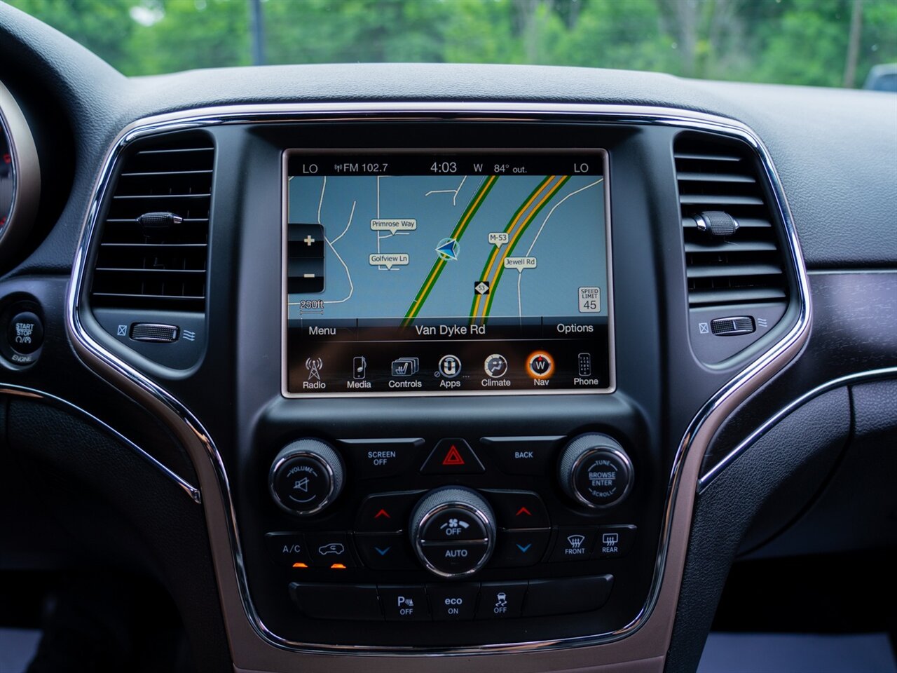 2015 Jeep Grand Cherokee Limited - Photo 32 - Washington, MI 48094