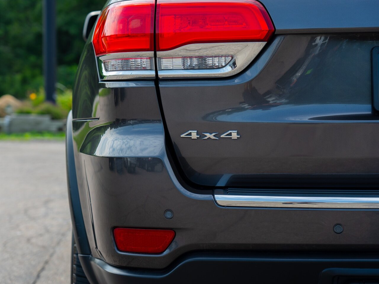2015 Jeep Grand Cherokee Limited - Photo 9 - Washington, MI 48094