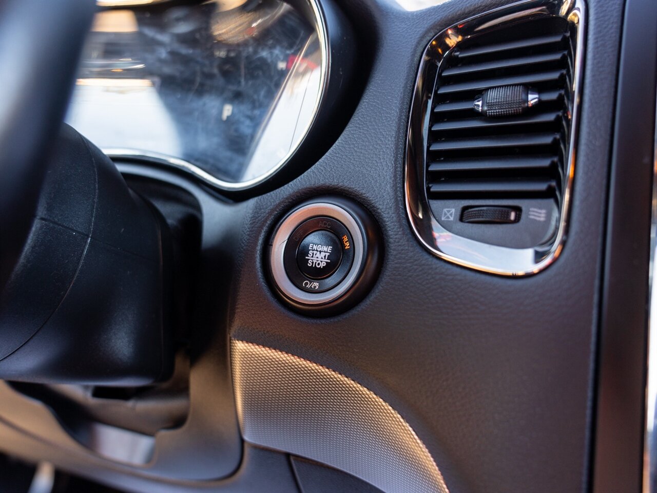 2020 Dodge Durango R/T   - Photo 38 - Washington, MI 48094